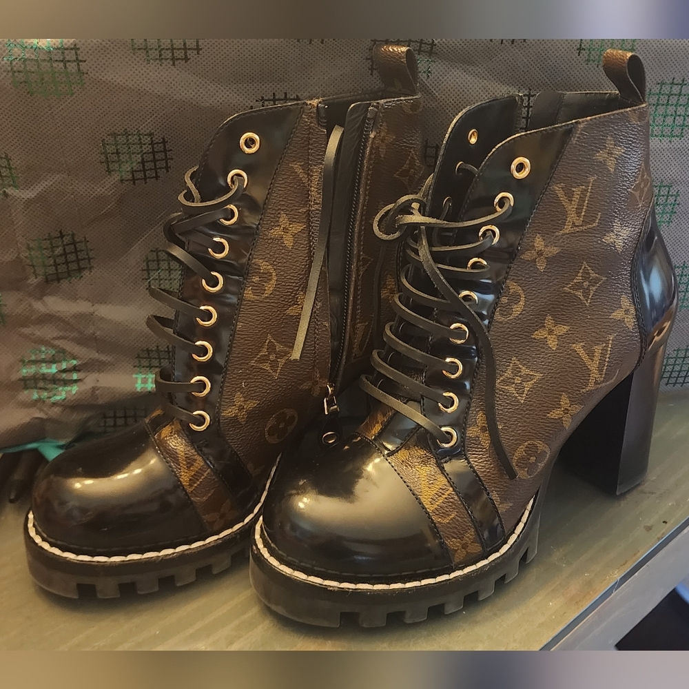 Louis Vuitton Star Trail Boots